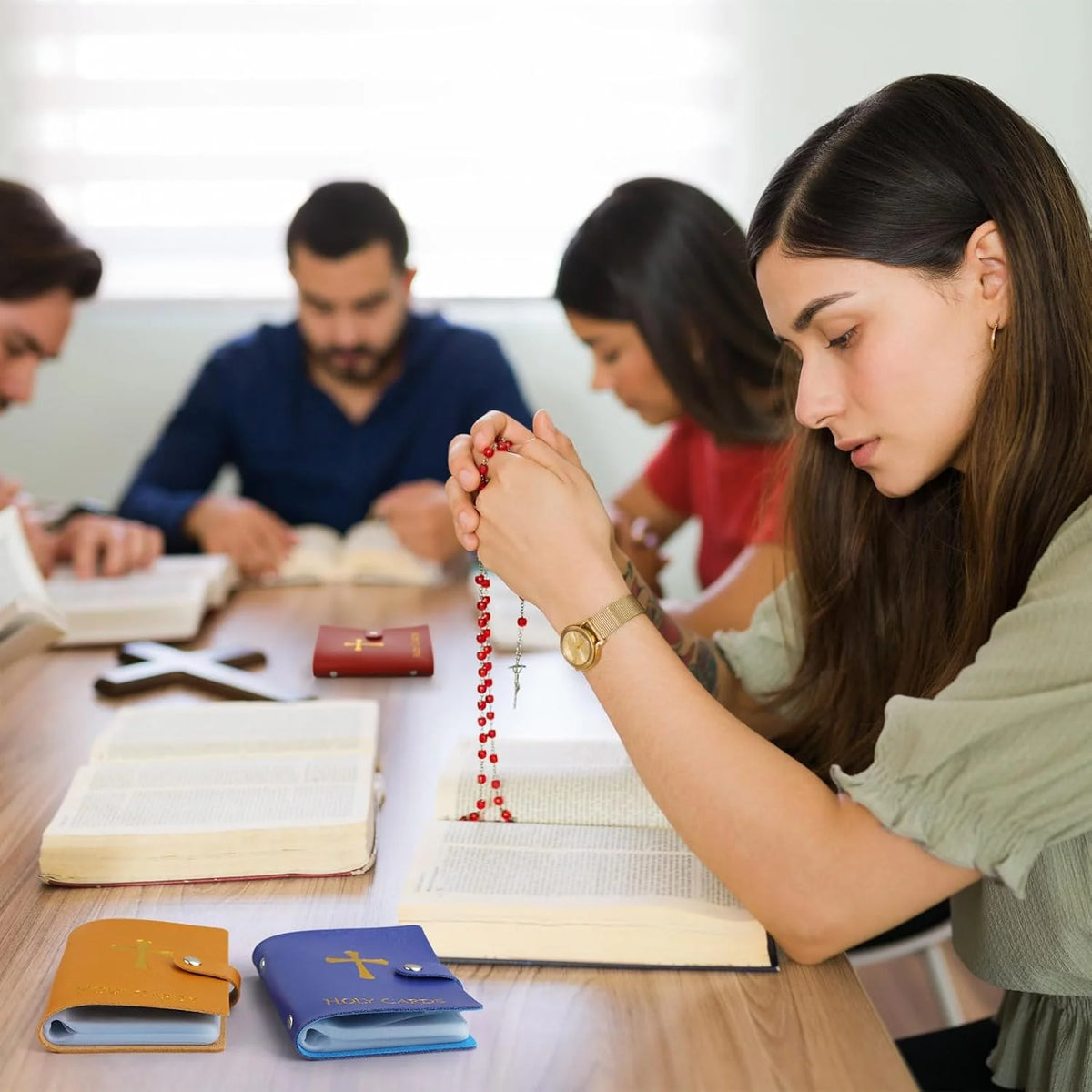 Estuche Portátil de Cuero para Guardar y Proteger Tarjetas de Oración